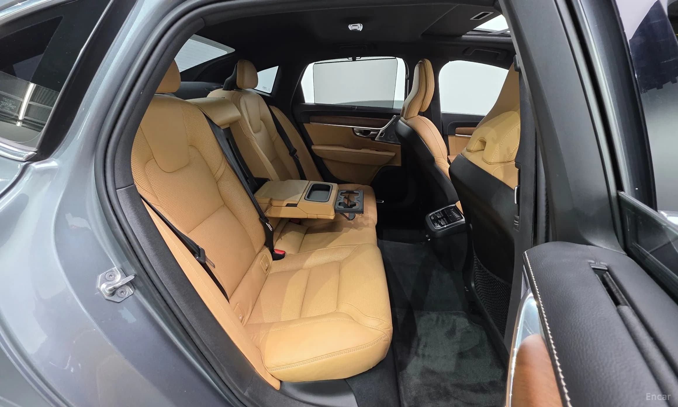S90