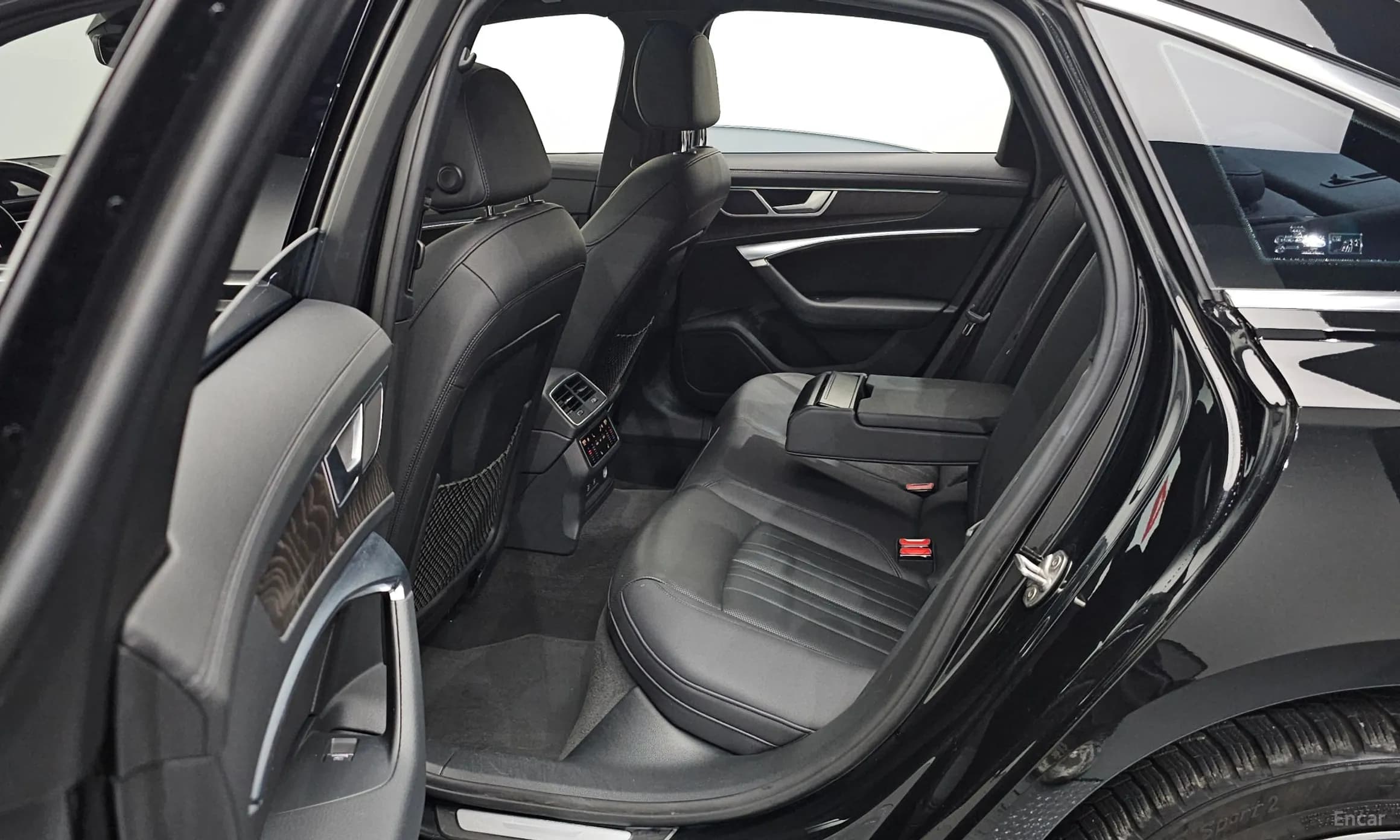 A6 (C8)