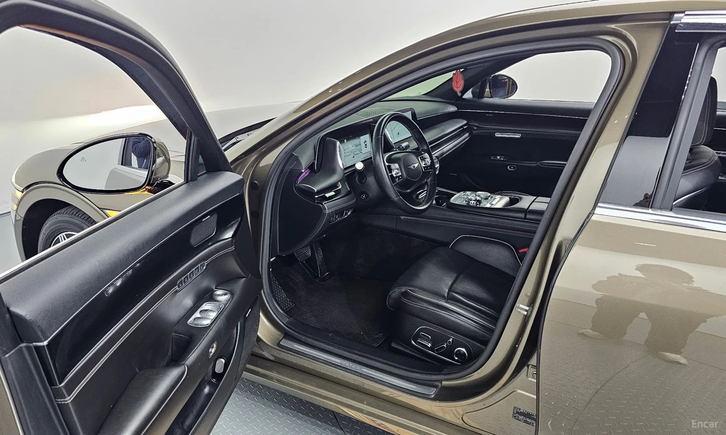 G90 (RS4)