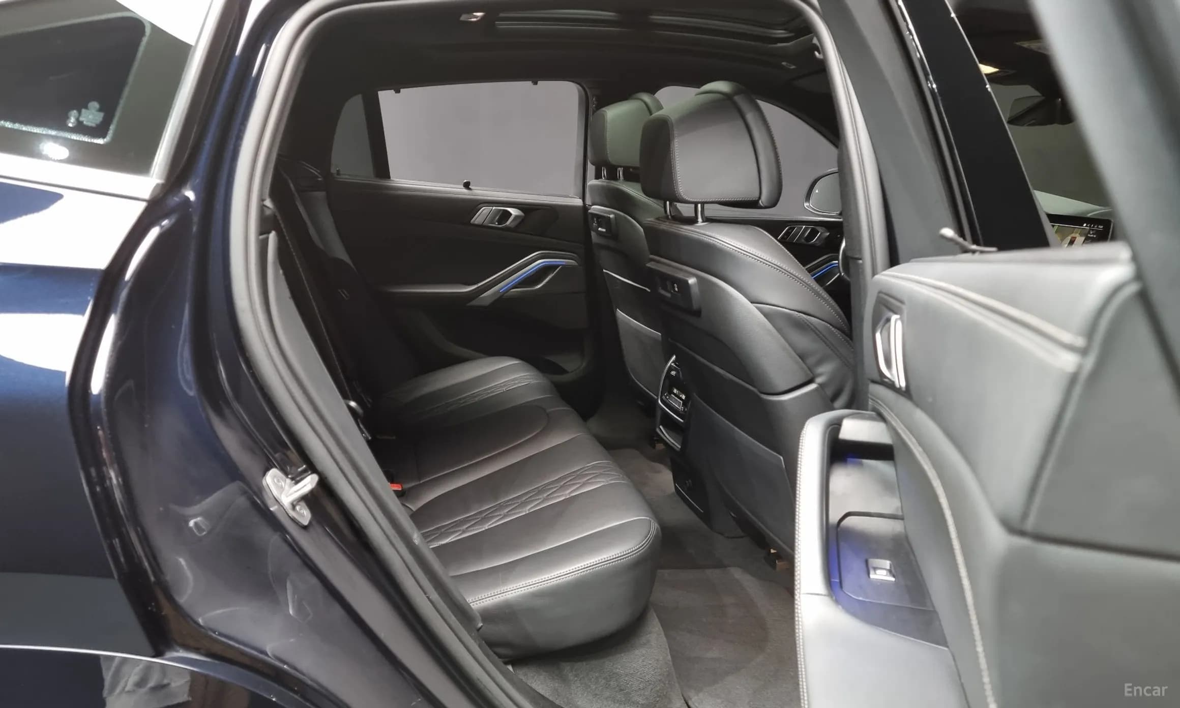 X6 (G06)