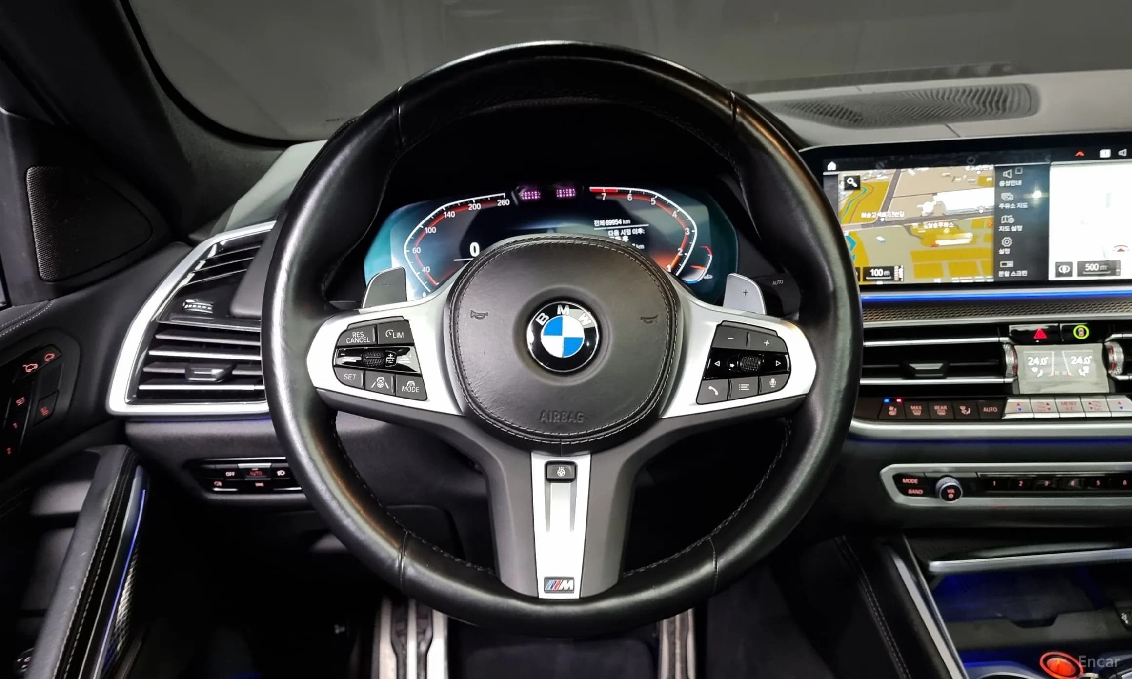 X6 (G06)