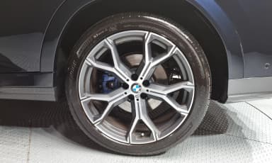 X6 (G06)