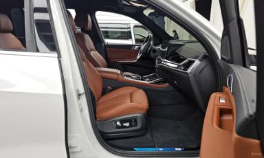 X7 (G07)