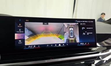 X7 (G07)