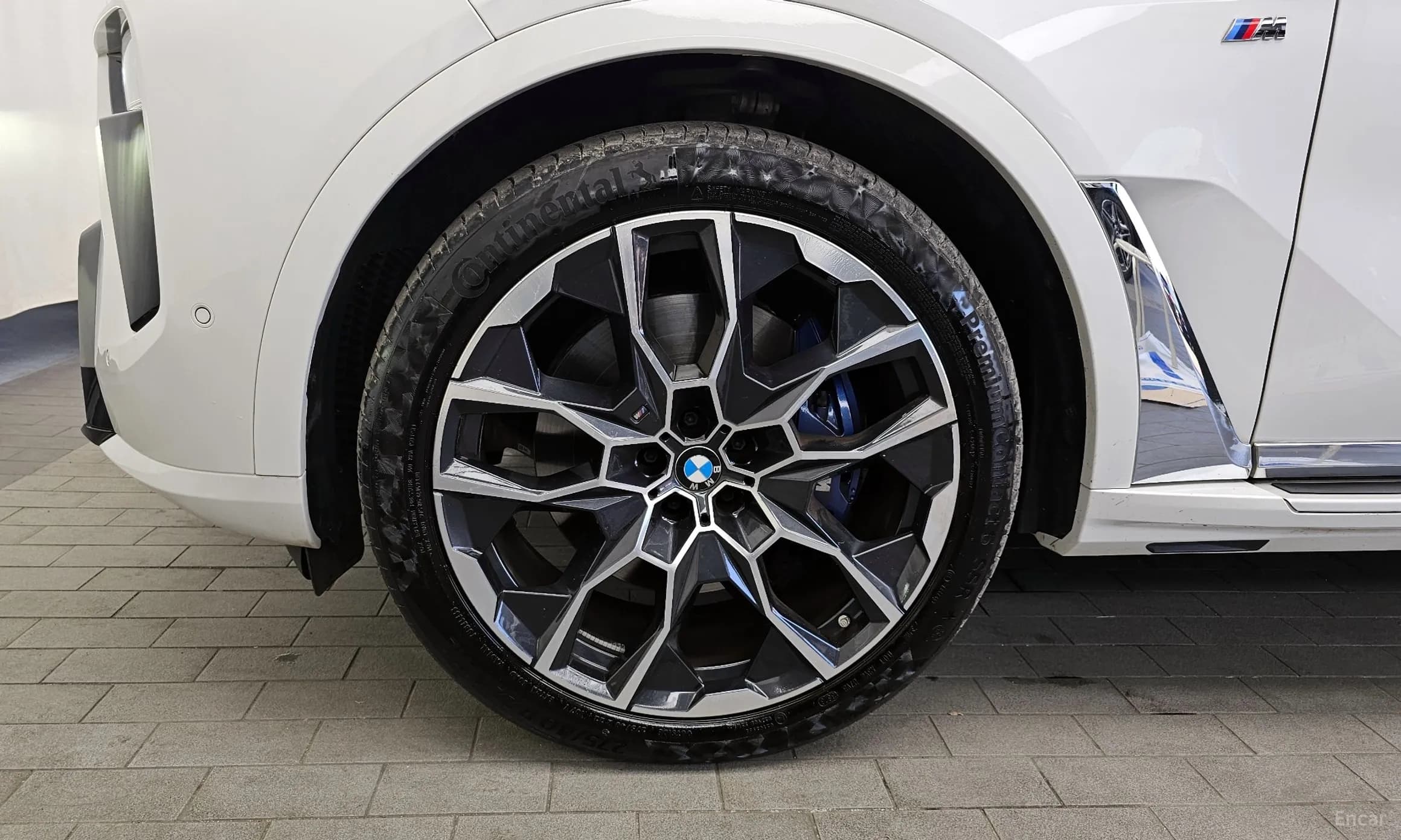 X7 (G07)