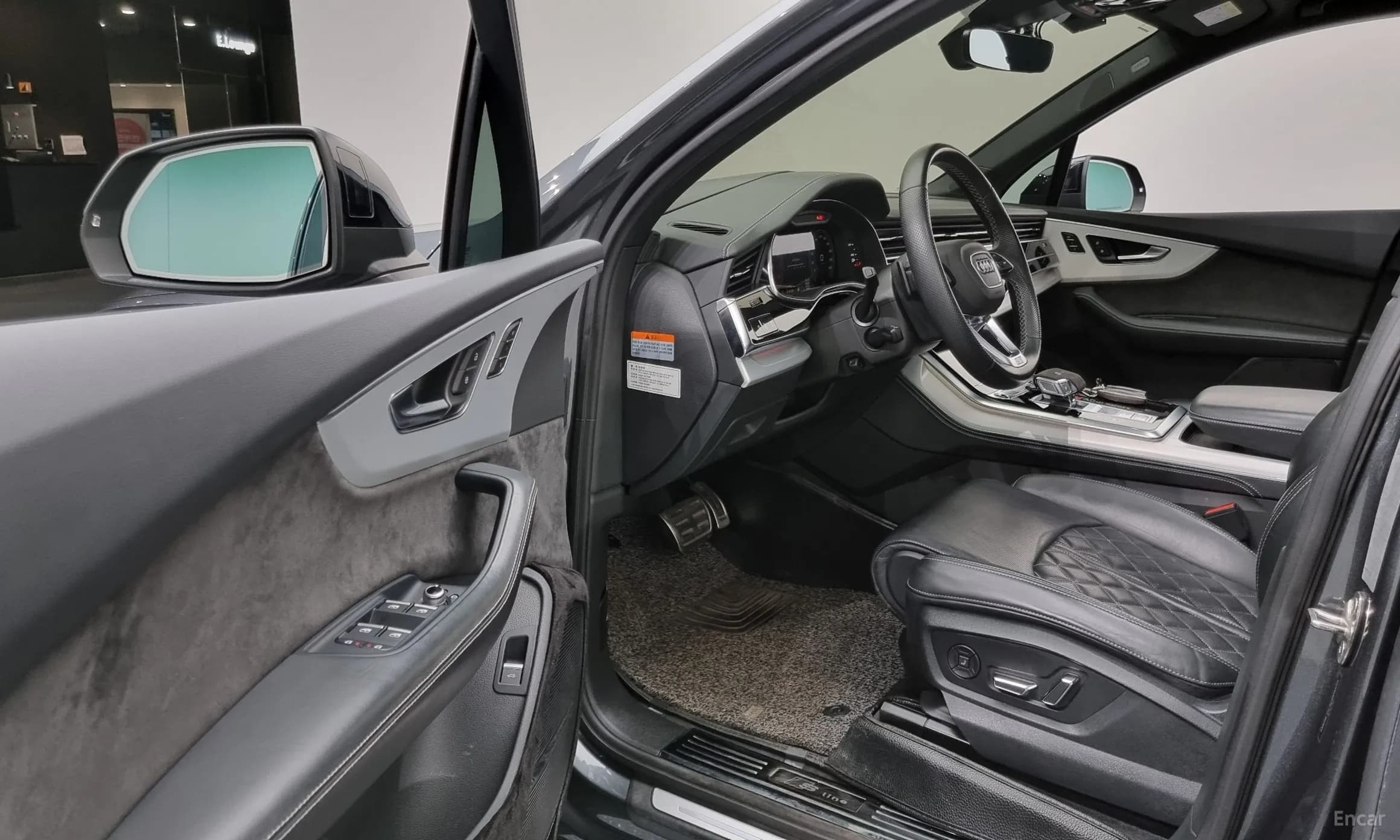 Q7 (4M)