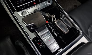 Q7 (4M)