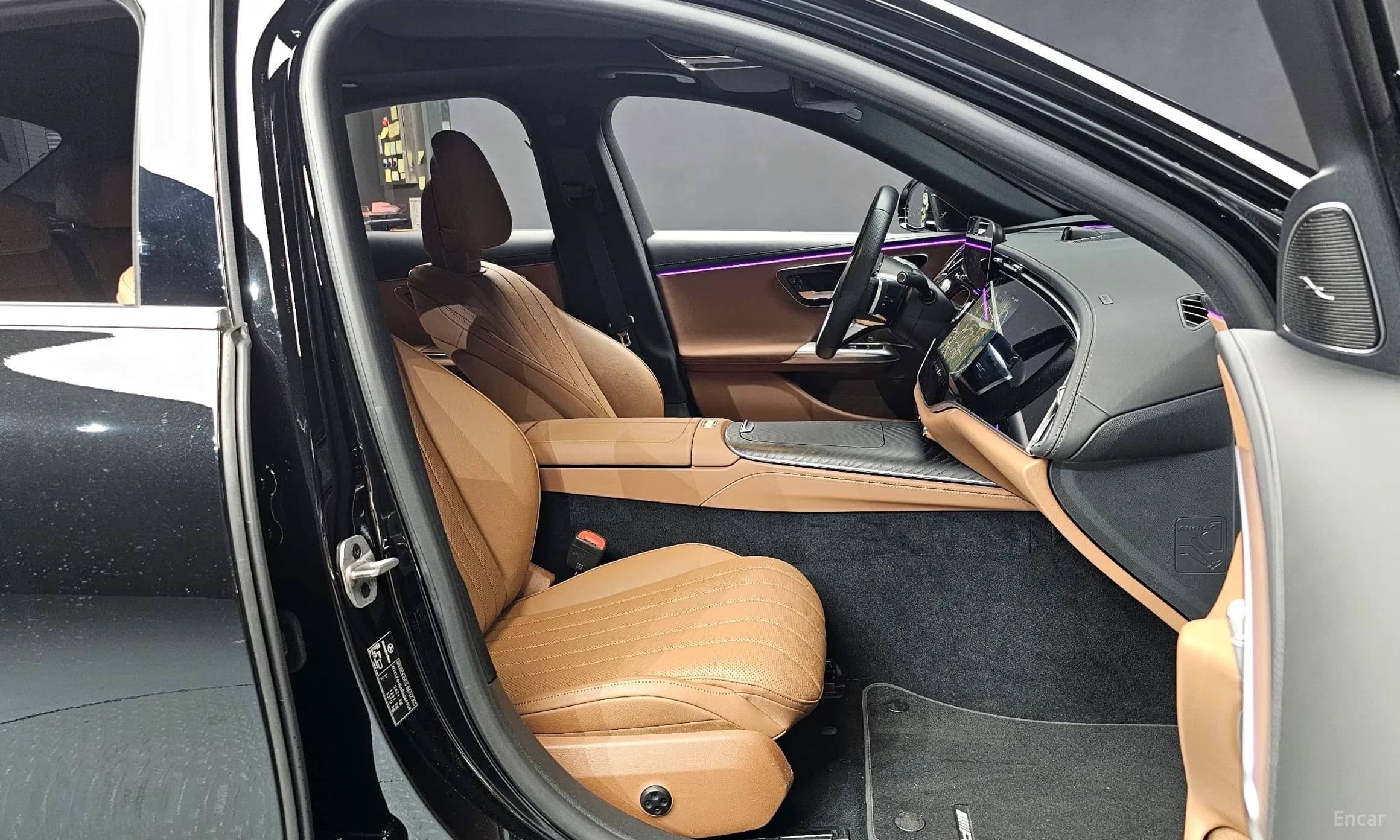 E-Class W214