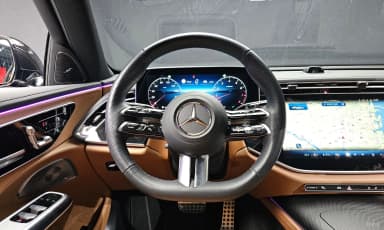 E-Class W214