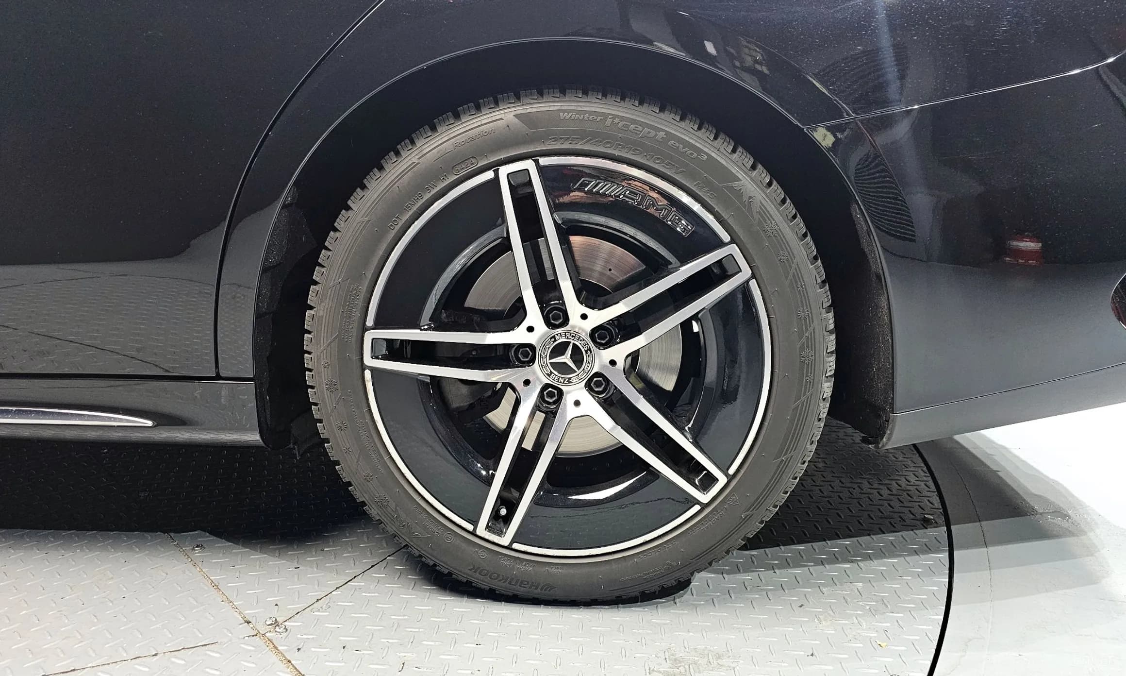 E-Class W214