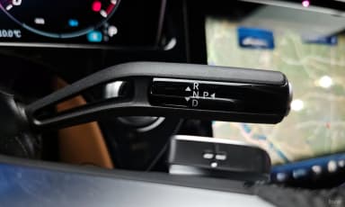 E-Class W214