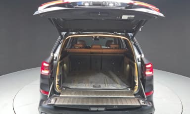 X5 (G05)