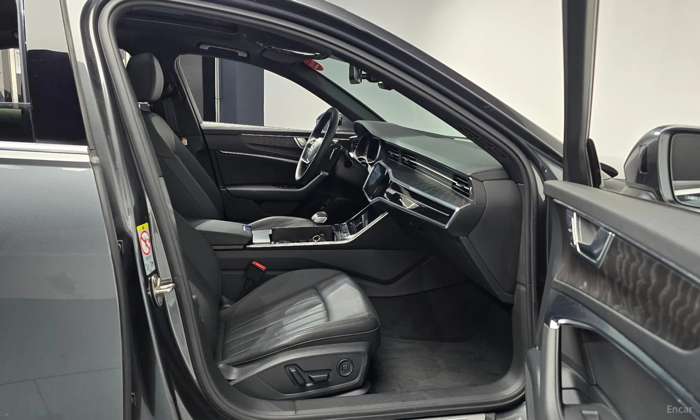A6 (C8)