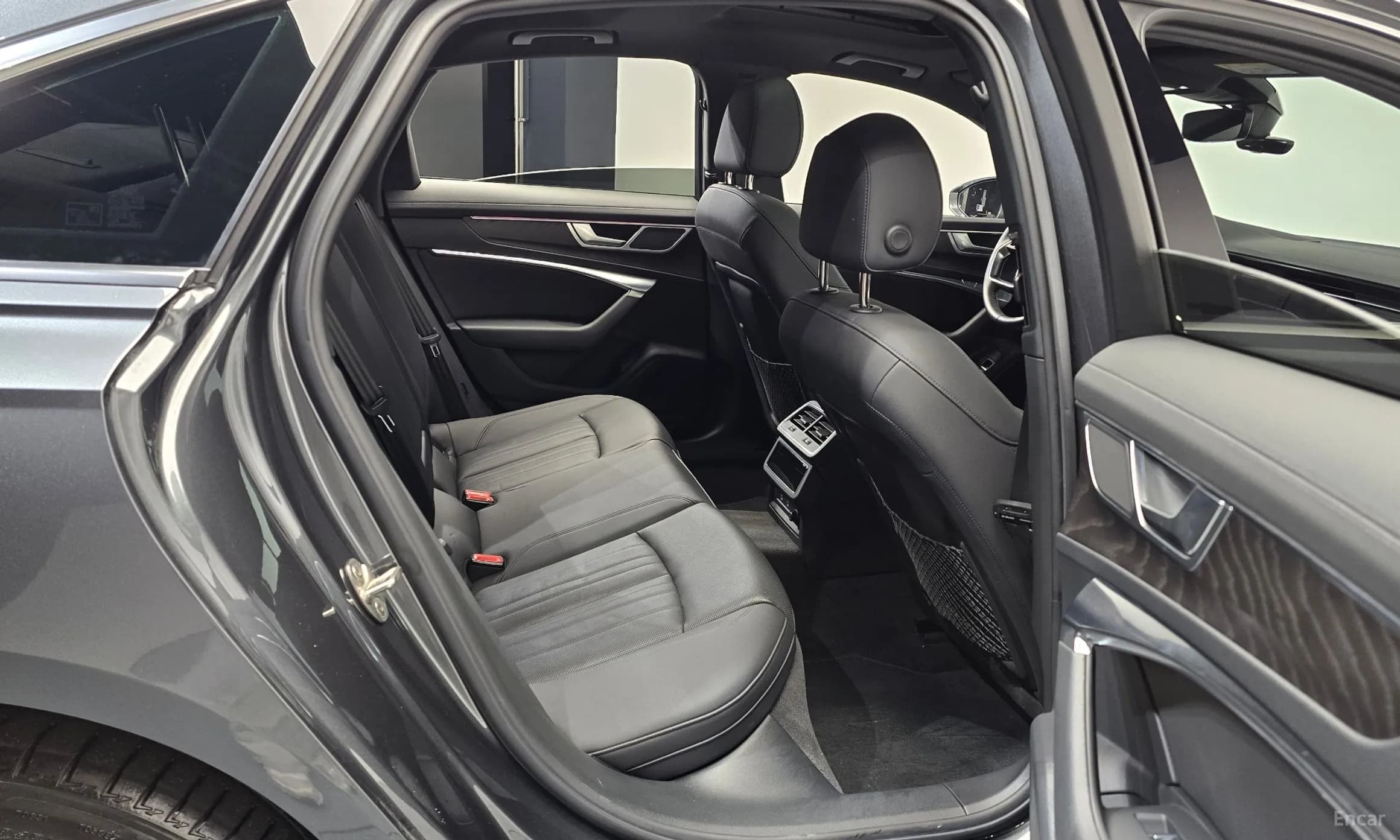 A6 (C8)
