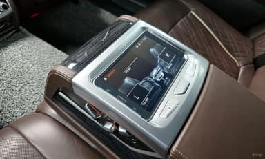 7 Series (G11)