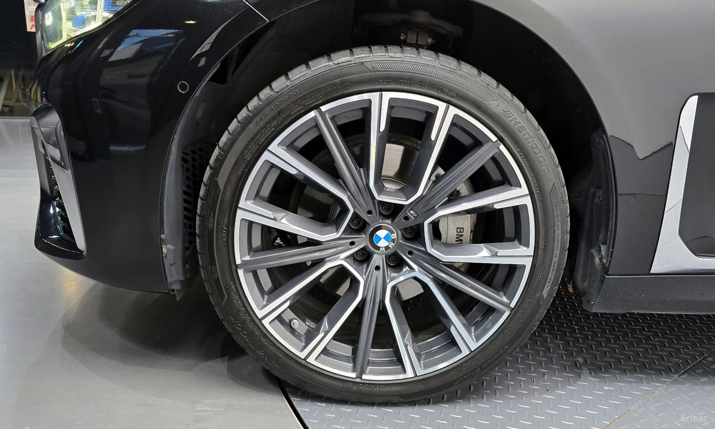 7 Series (G11)
