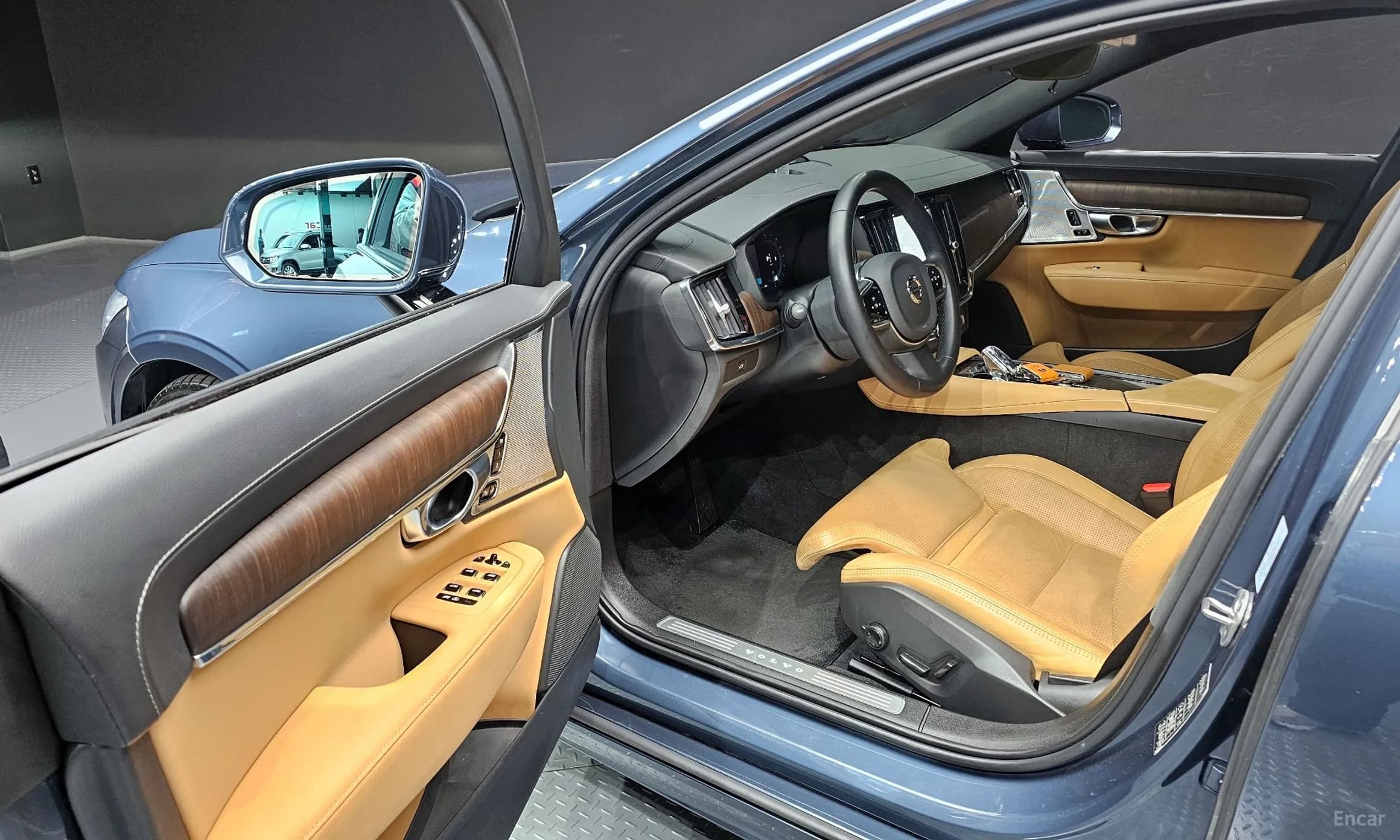 S90