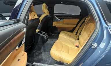 S90