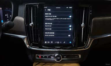 S90