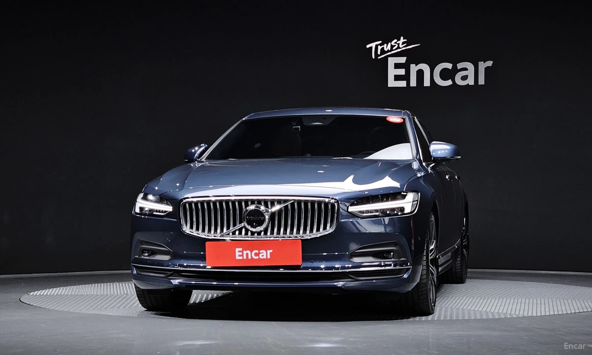 S90