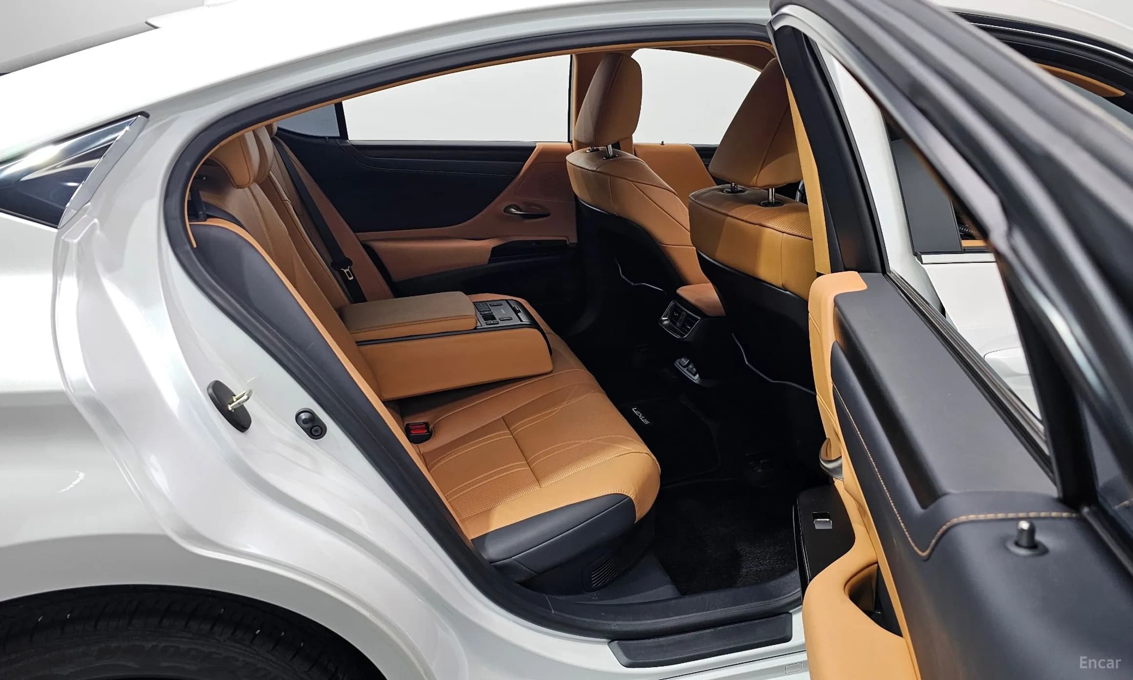 ES300h 7th Generation