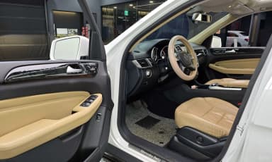M-Class W166