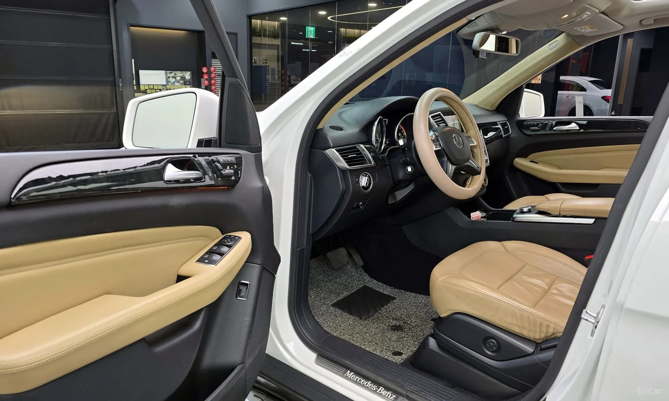 M-Class W166
