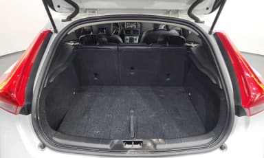 V40