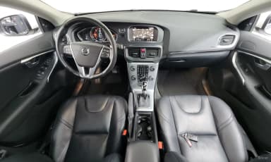 V40