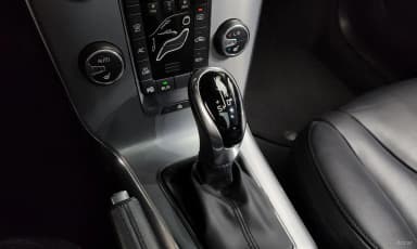 V40