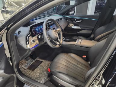 E-Class W214
