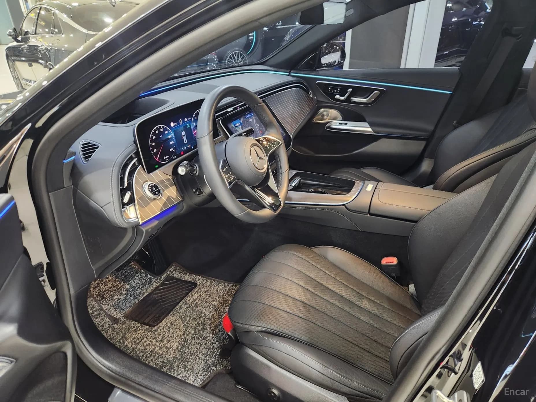 E-Class W214