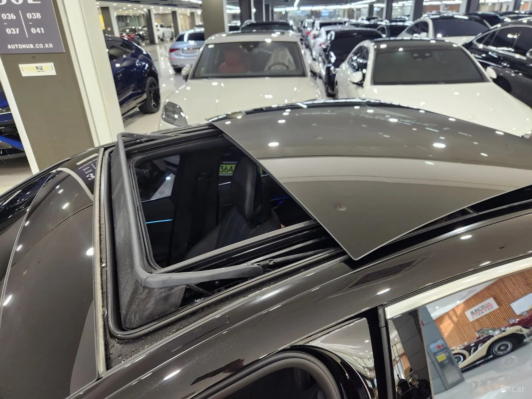E-Class W214
