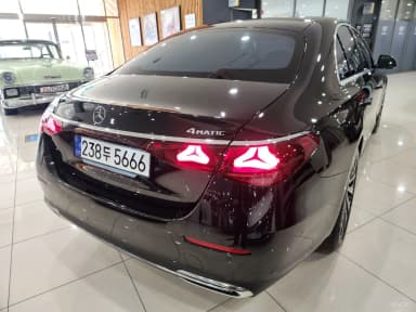 E-Class W214