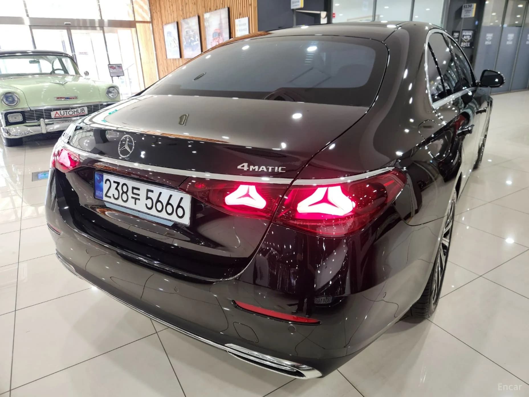 E-Class W214