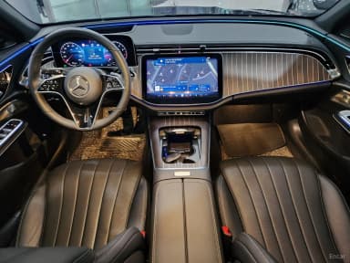 E-Class W214