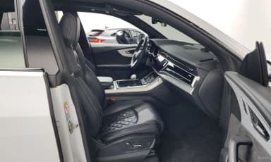 Q8 (4M)