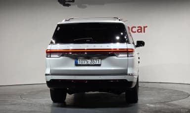 Navigator 4th generation
