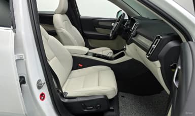 XC40