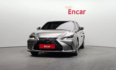 ES300h 7th Generation