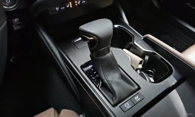 ES300h 7th Generation