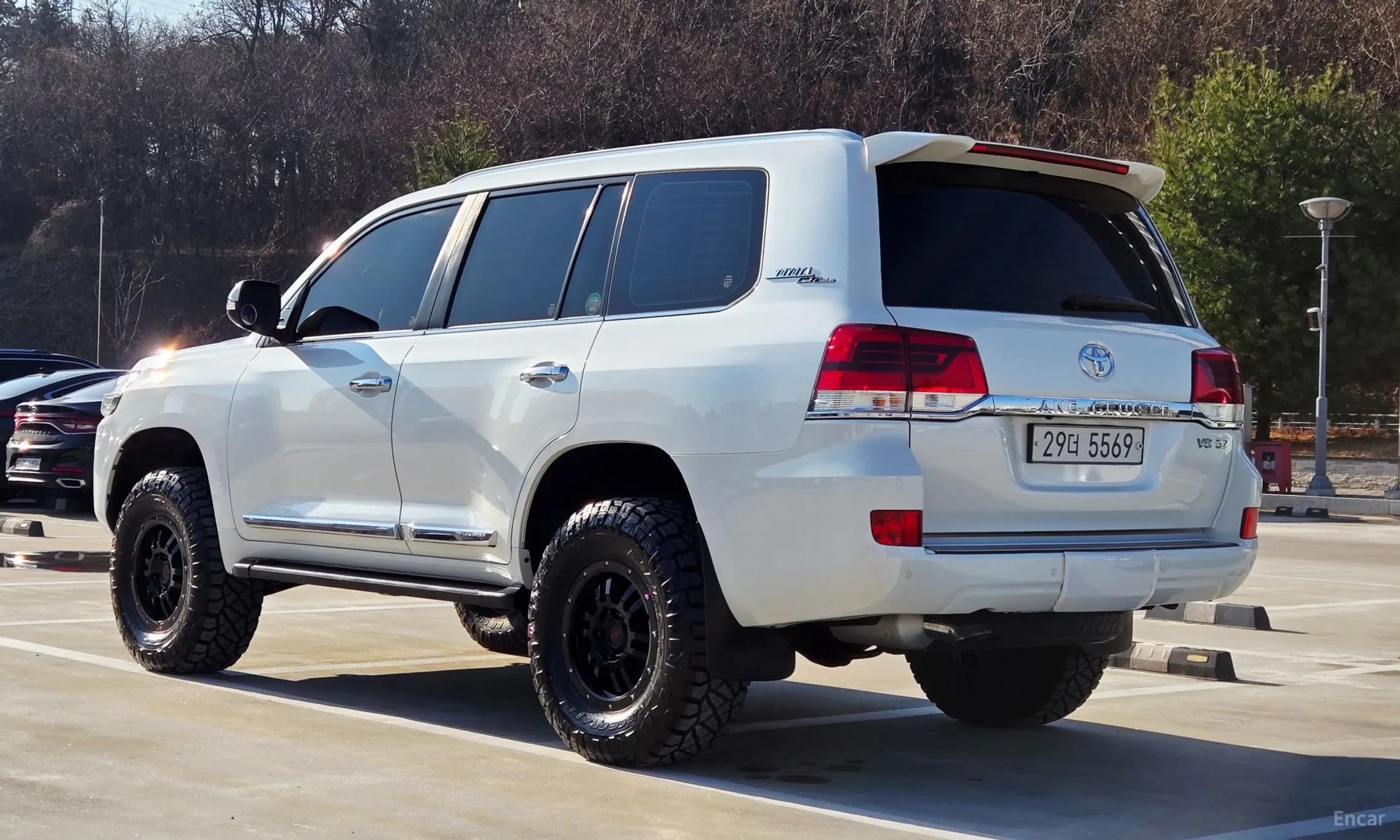 Land Cruiser