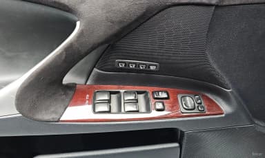 IS250
