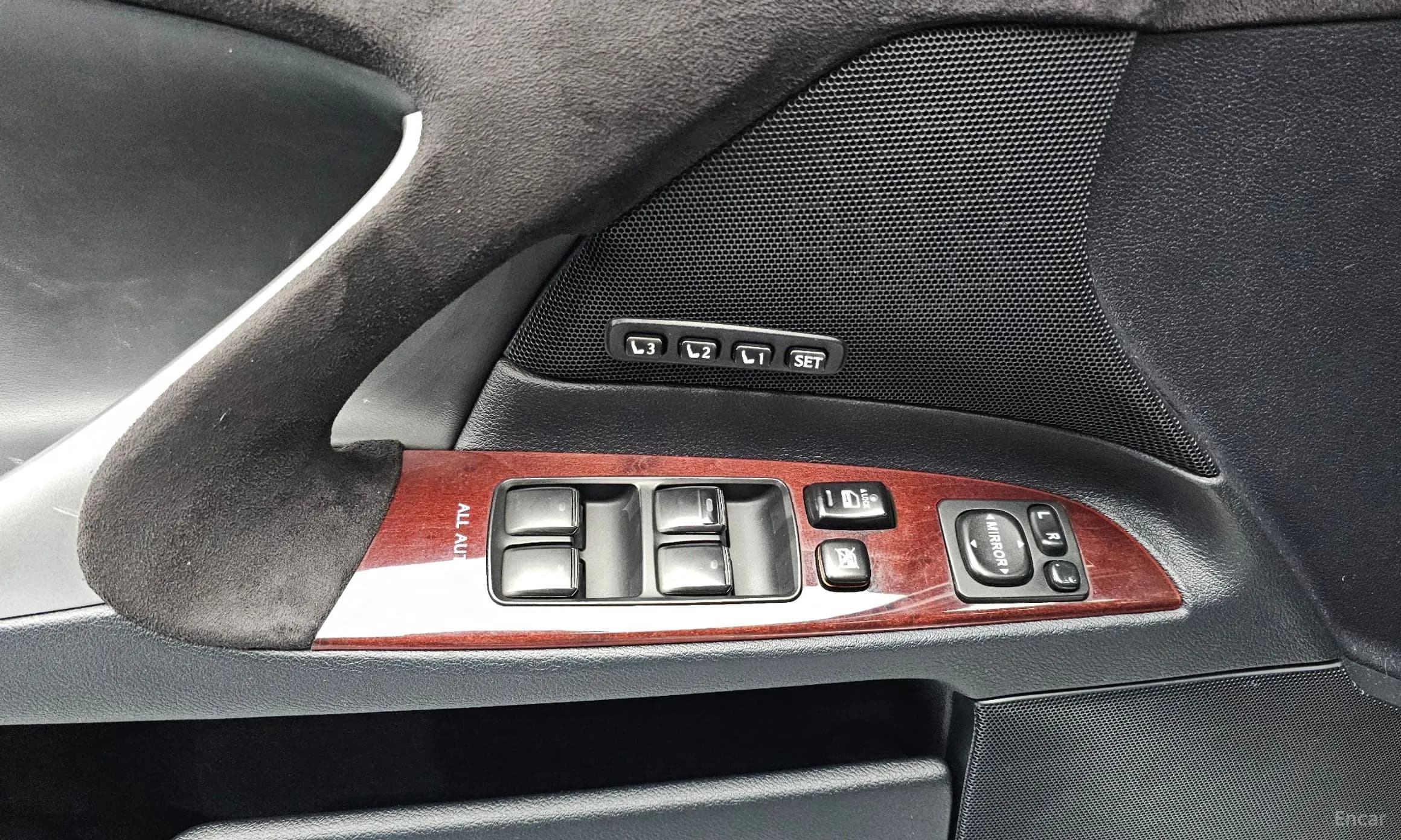 IS250