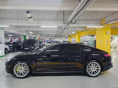 Panamera (971)
