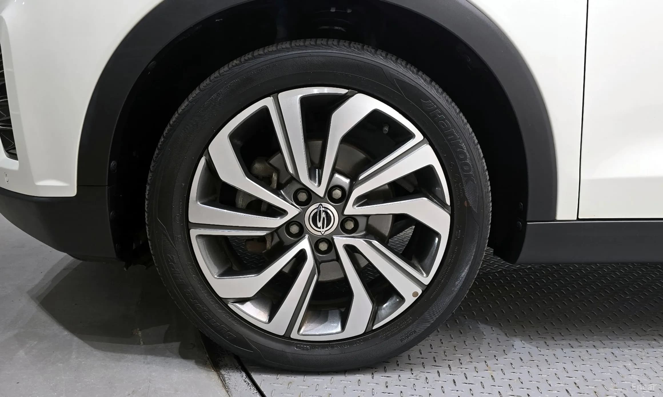 Berry New Tivoli