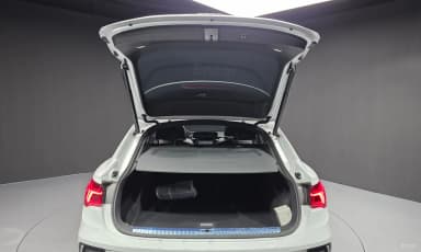 Q3 (F3)