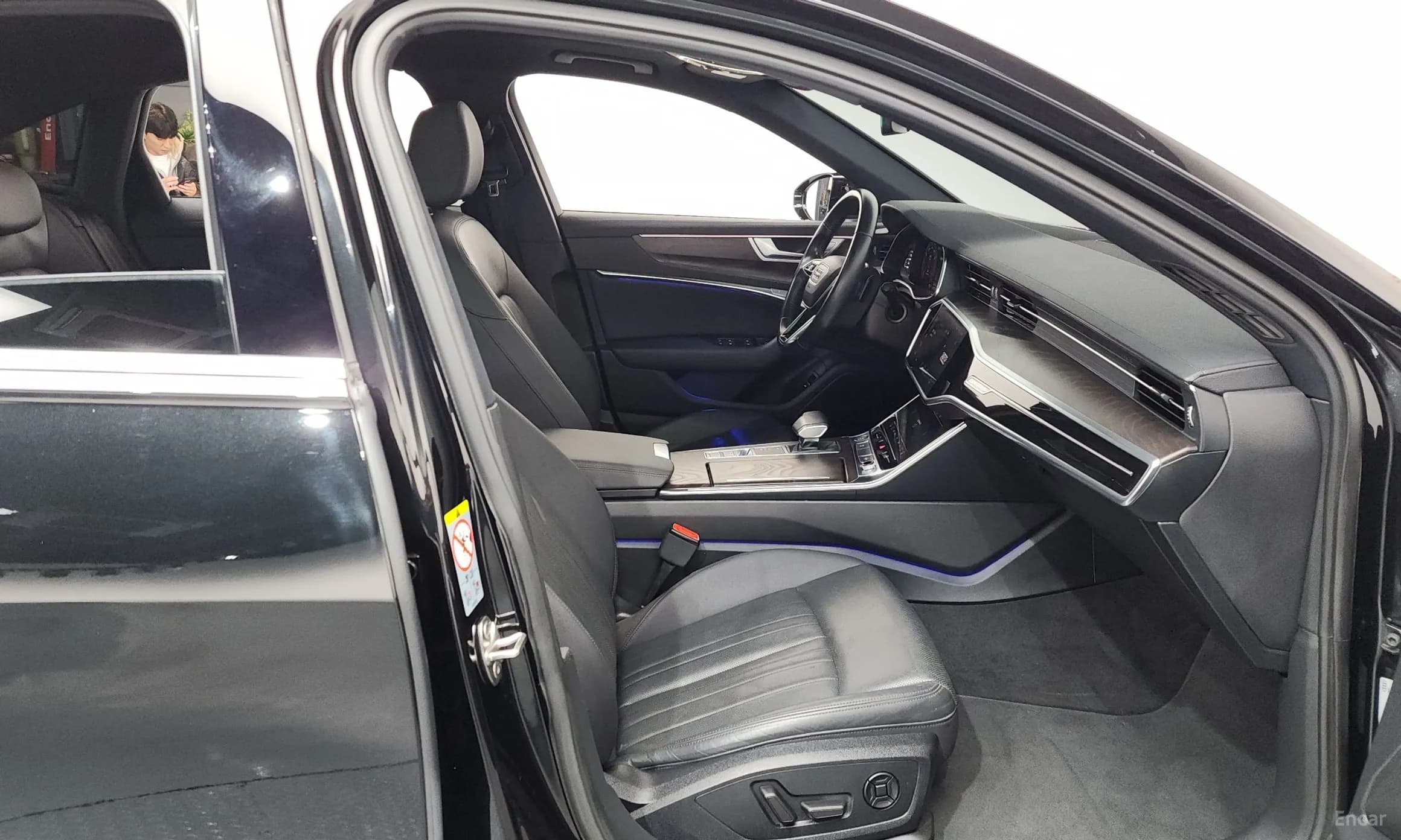 A6 (C8)