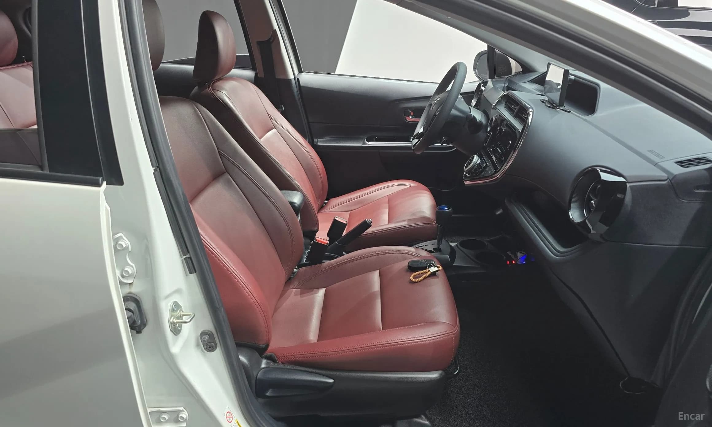 Prius C