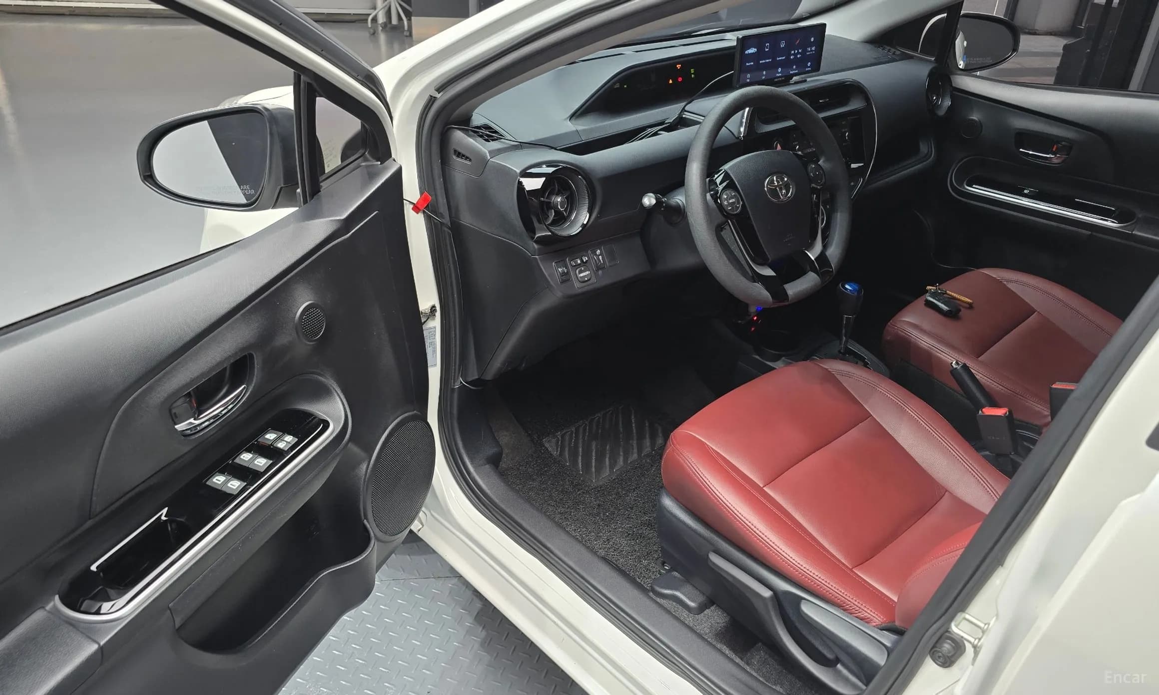 Prius C